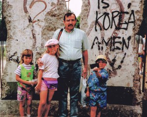 1990 Belin wall Germany 1989