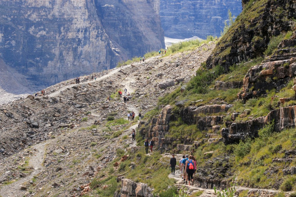 IMG_1093 people on the trail