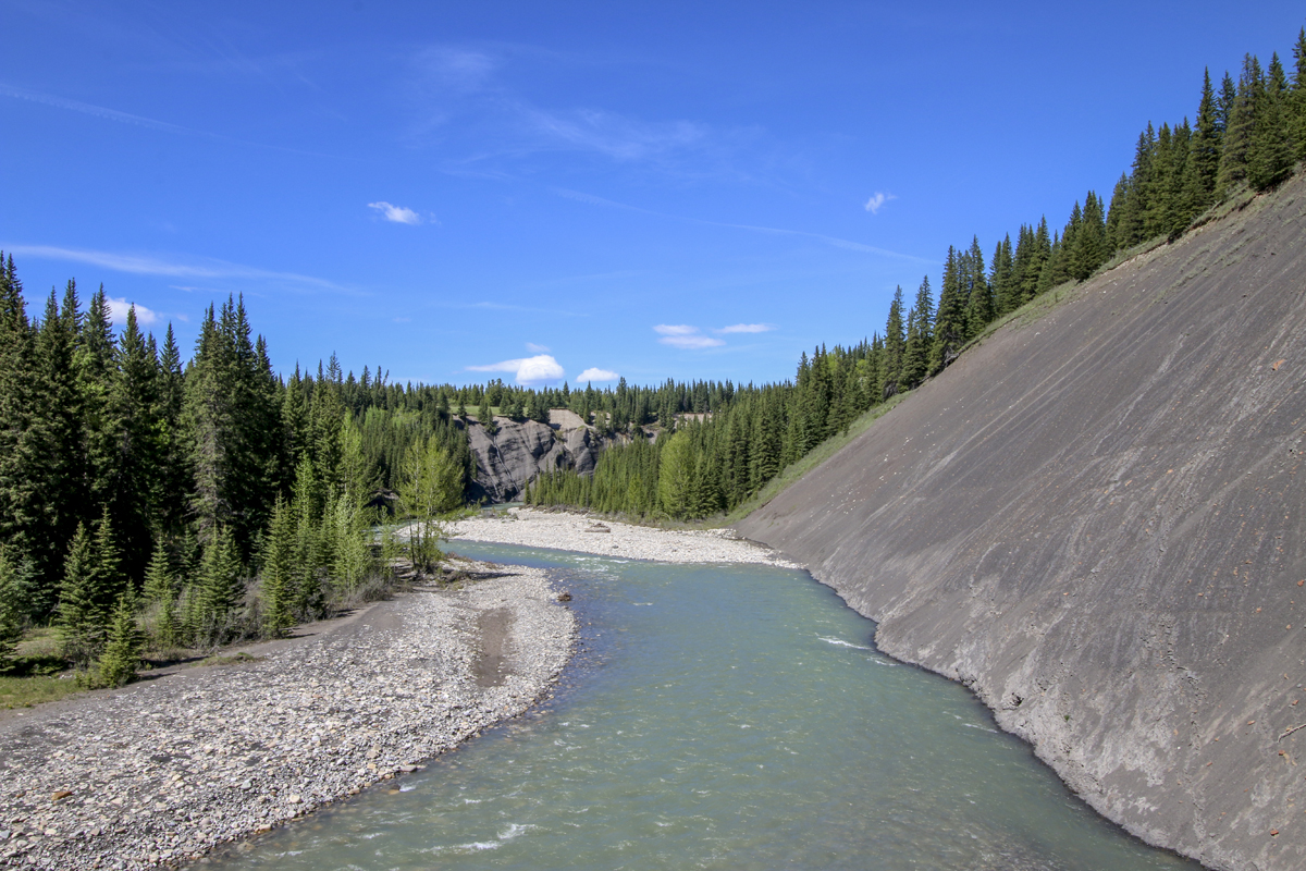 IMG_0301 balck hillside and riverweb